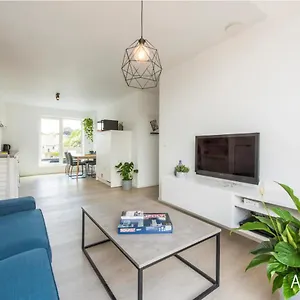 Lovely & Stylish At P36 Gent, Near The Center Apartment